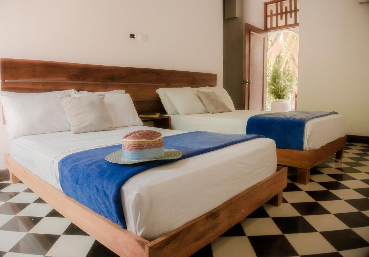 La Puerta Azul Hotel ซันตามาร์ตา ภายนอก รูปภาพ
